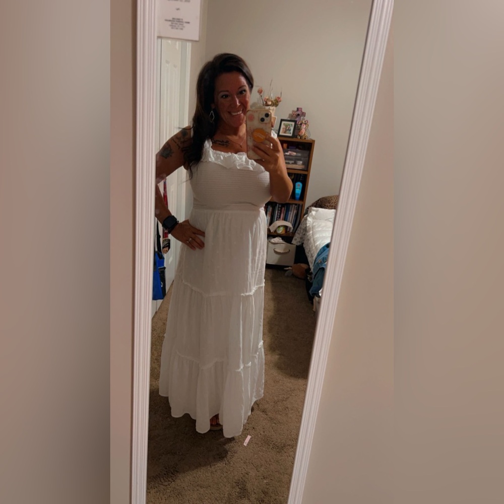 Old Navy White Tiered Ruffled Maxi Dress